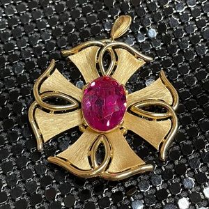 Vintage 1960's Crown Trifari Flower Pendant Ruby Rhinestone.